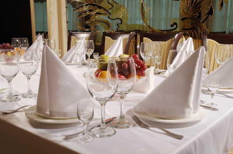 Royal Palace Hotel Almaty Extérieur photo