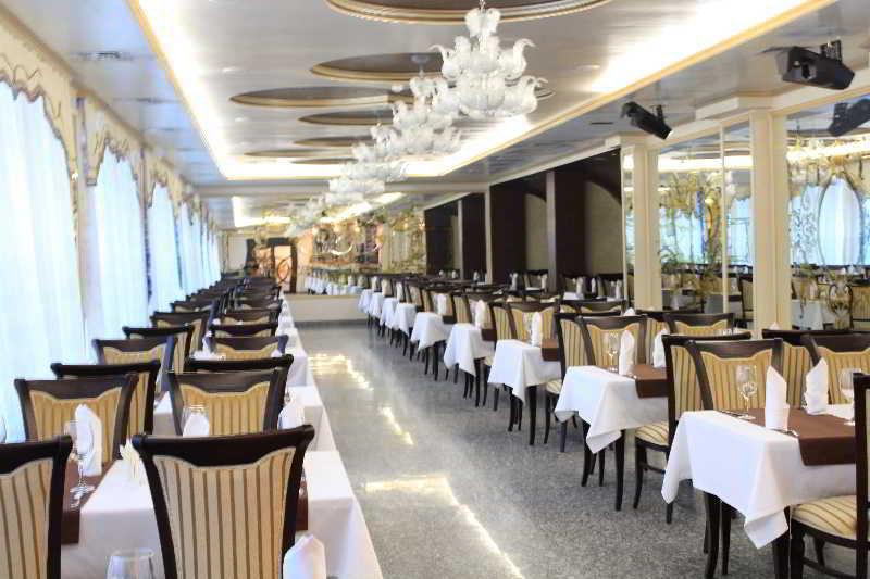 Royal Palace Hotel Almaty Extérieur photo